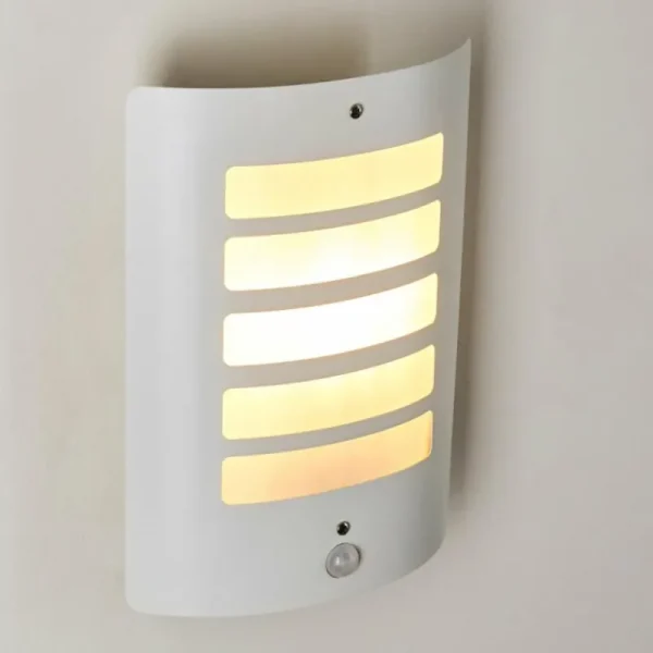 hofstein Applique murale d'extérieur Alslev Blanc, 1 lumière, Détecteur de mouvement* Lampes Modernes