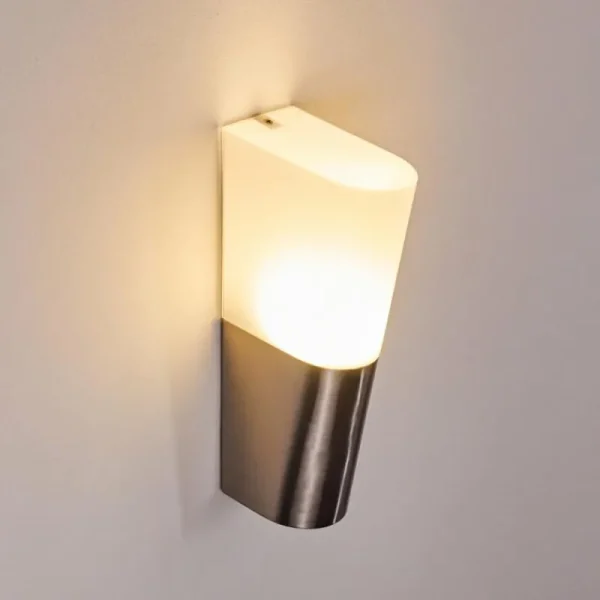 hofstein Applique murale d'extérieur Busalla LED Nickel mat, 1 lumière* Lampes Modernes