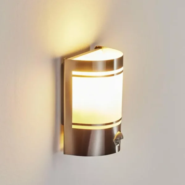 hofstein Applique murale d'extérieur Visnum Nickel mat, Blanc, 1 lumière, Détecteur de mouvement* Lampes Modernes