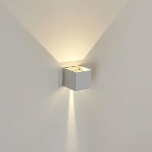 hofstein Applique murale d'extérieur Pyalong LED Blanc, 1 lumière* Lampes Modernes