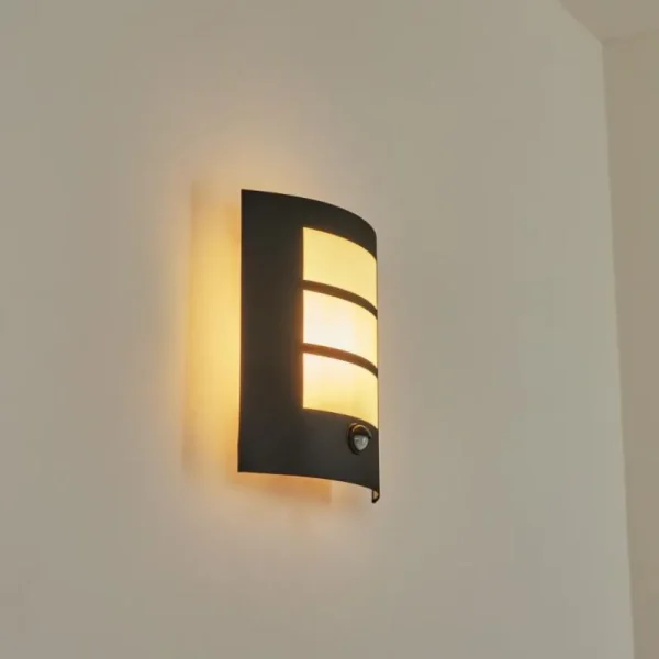 hofstein Applique murale d'extérieur Matilau Noir, Blanc, 1 lumière, Détecteur de mouvement* Lampes Modernes
