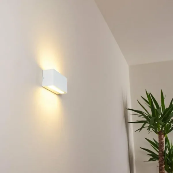 hofstein Applique murale d'extérieur Duluth LED Blanc, 1 lumière* Lampes Modernes