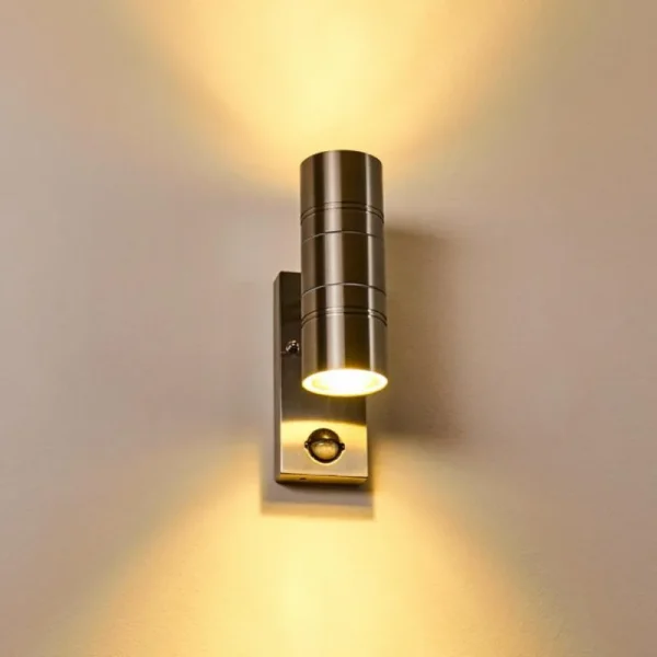 hofstein Applique murale Froslev LED Chrome, 2 lumières, Détecteur de mouvement* Lampes Modernes