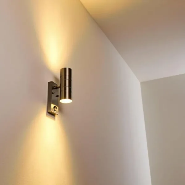 hofstein Applique murale Froslev LED Chrome, 2 lumières, Détecteur de mouvement* Lampes Modernes