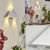hofstein Applique murale Tapurai LED Argenté, 1 lumière* Lampes Modernes