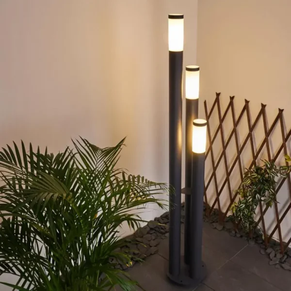 hofstein Borne lumineuse Gaborone Anthracite, 3 lumières* Lampes Modernes