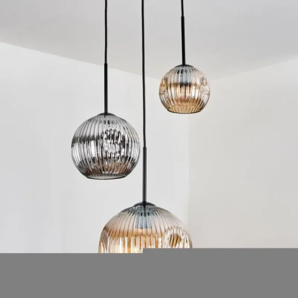 hofstein Ripoll Suspension, Boule lumineuse, Suspension, Suspension grappe Ambre, Chrome, Fumé, 3 lumières* Lampes Modernes